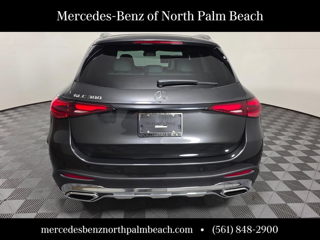 New 2026 Graphite Grey Metallic Mercedes-Benz GLC 300 image 34