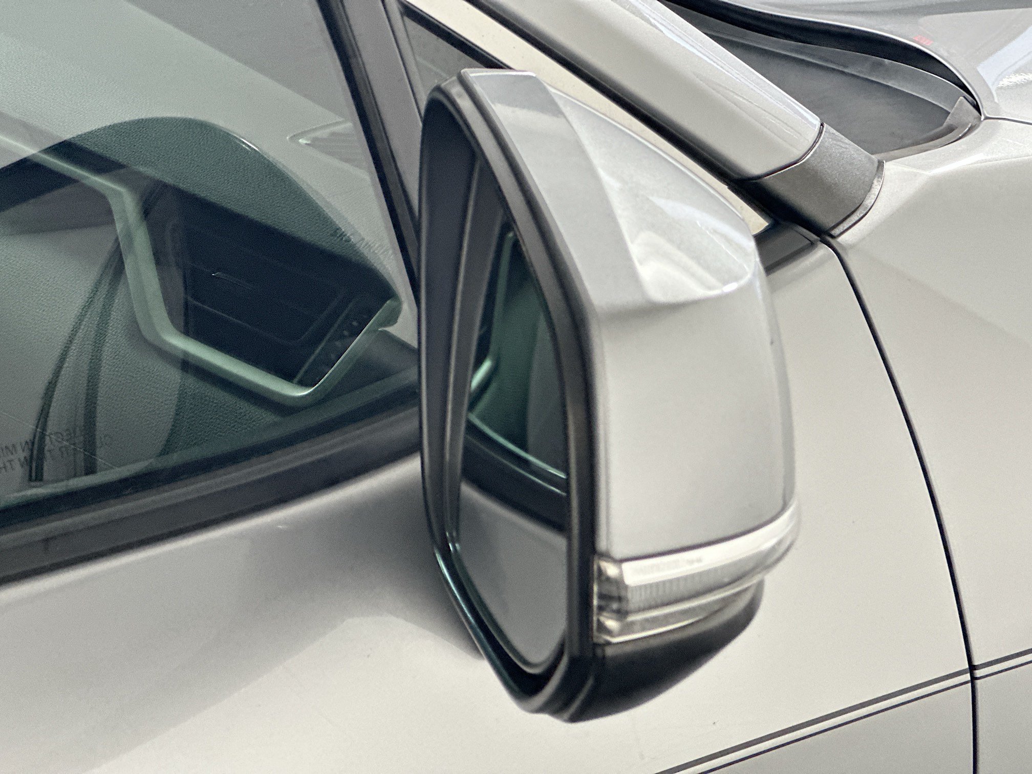 Used 2020 Silver Sky Metallic Toyota XLE image 10