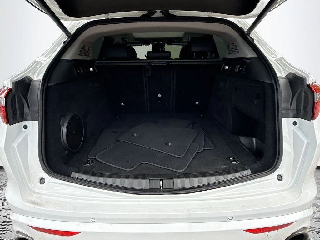 Used 2021 White Alfa Romeo Sprint image 26