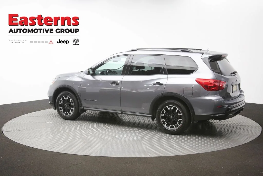 Used 2020 Gray Nissan SL image 71
