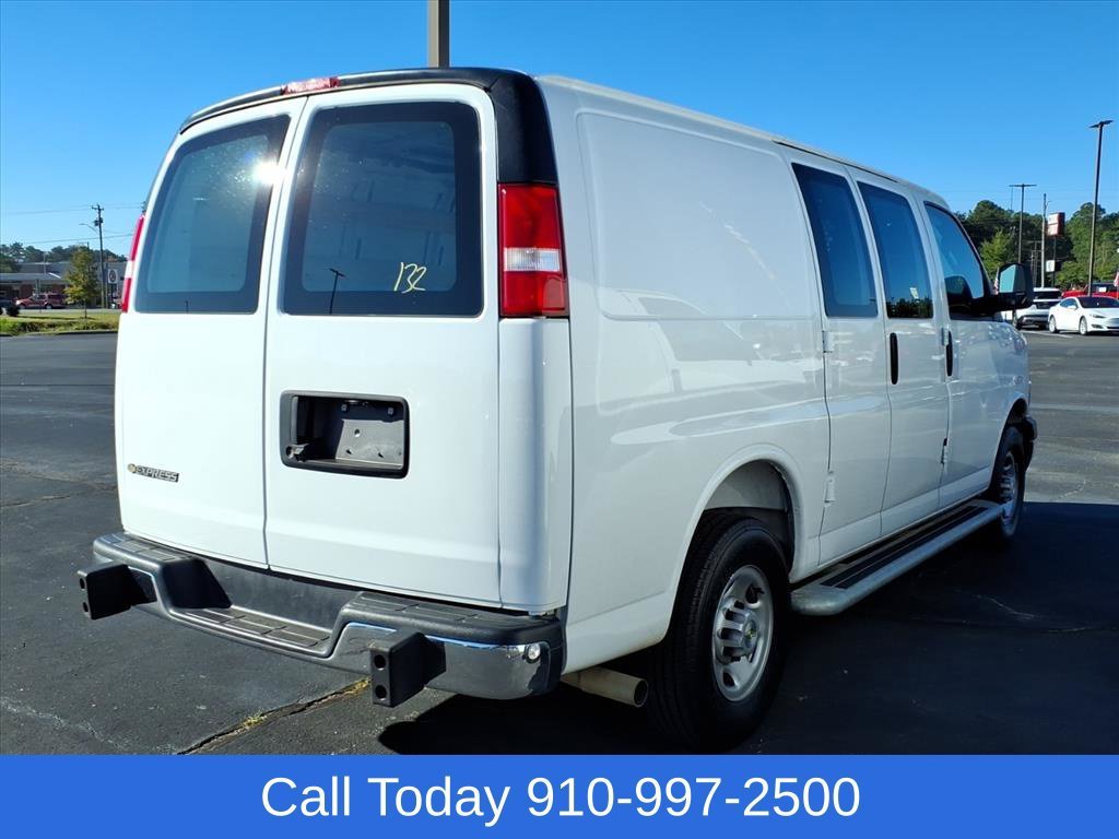 Used 2025 Summit White Chevrolet WT image 6