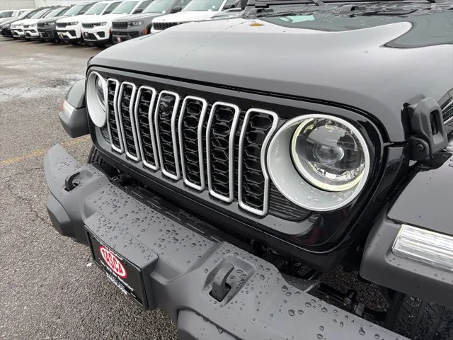 New 2026 Black Jeep Sahara image 9