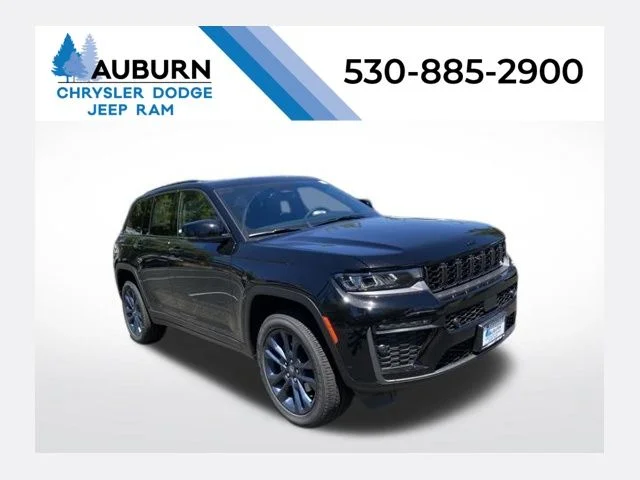 New 2026 Diamond Black Crystal Pearl-Coat Exterior Paint Jeep  image 1
