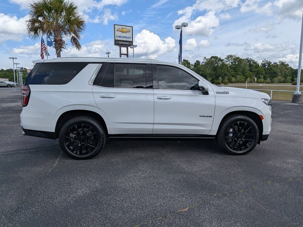 Used 2022 Beige Chevrolet High Country image 4