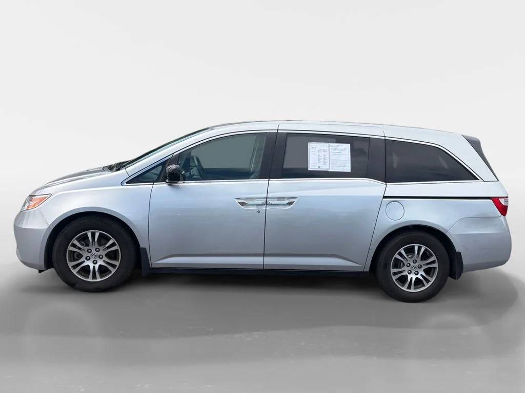 Used 2026 Ruby Flare Pearl Toyota XSE image 7