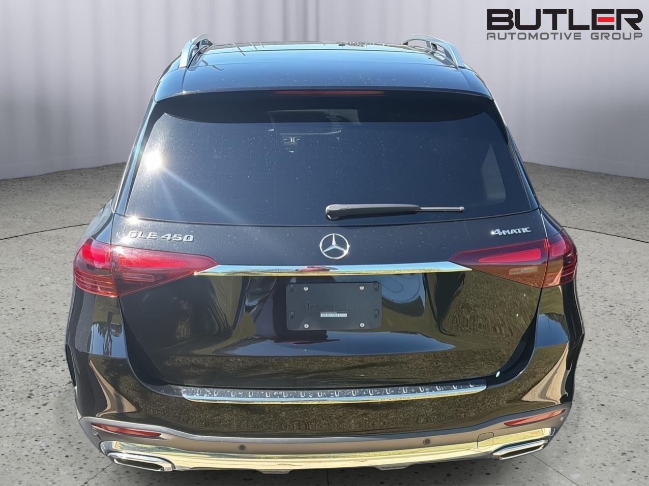 Used 2025 Obsidian Black Metallic Mercedes-Benz GLE 450 image 9
