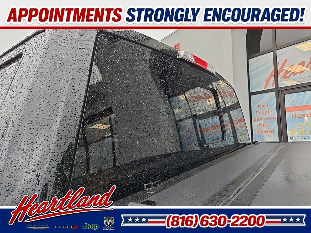 Used 2018 Black Ford Lariat image 22