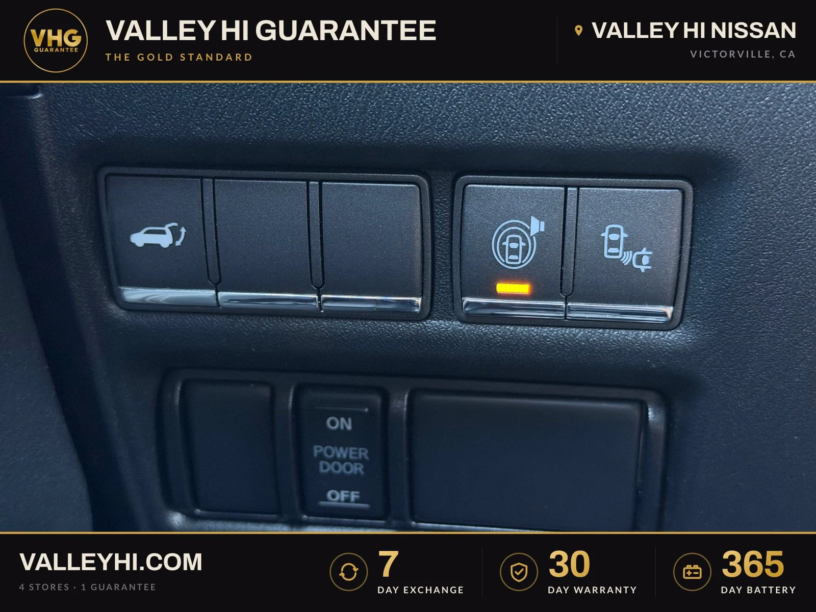 Used 2017 Gray INFINITI Base image 41