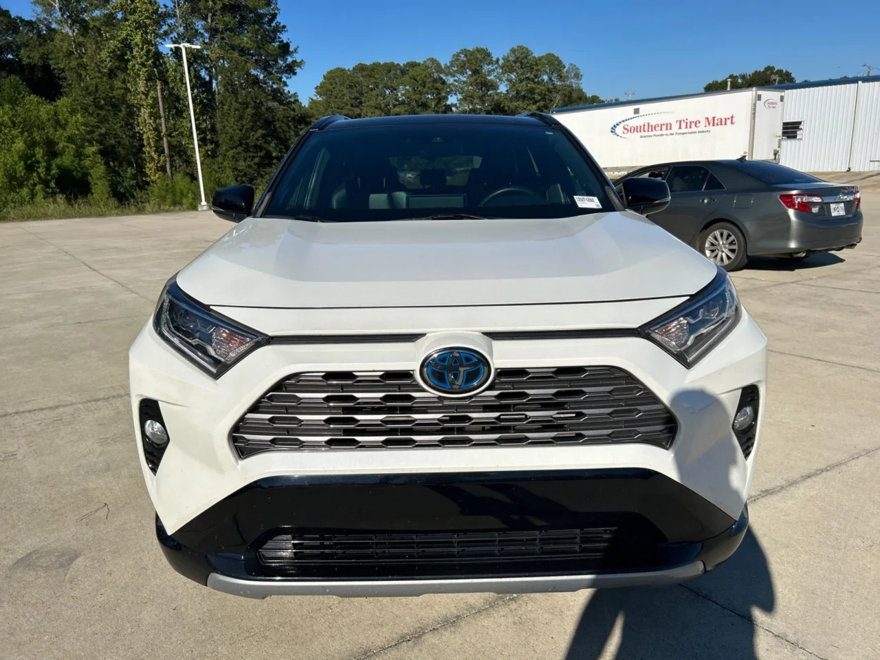 Used 2019 White Toyota Hybrid XSE image 5