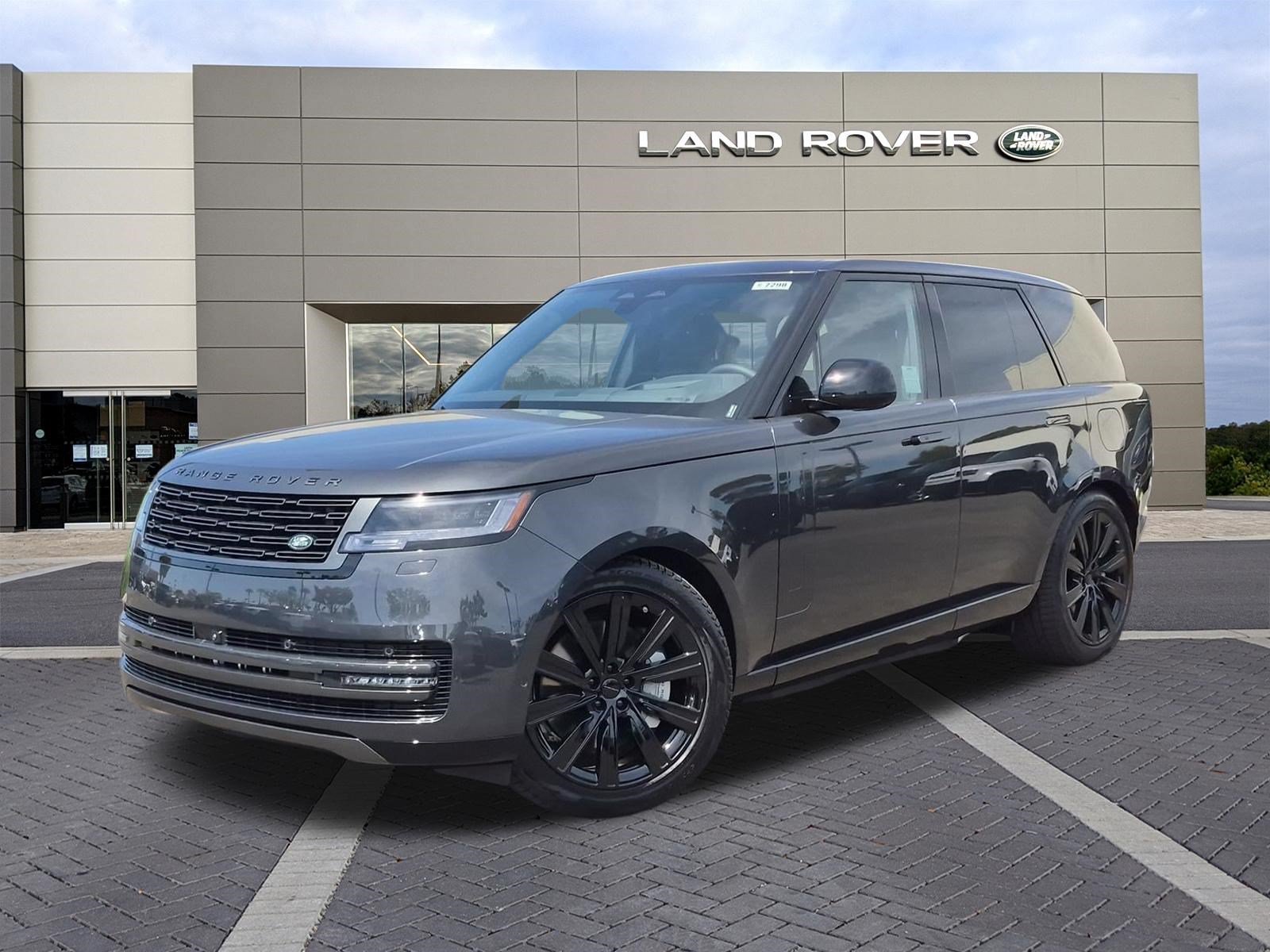 New 2026 Carpathian Grey Premium Metallic Land Rover SE image 1