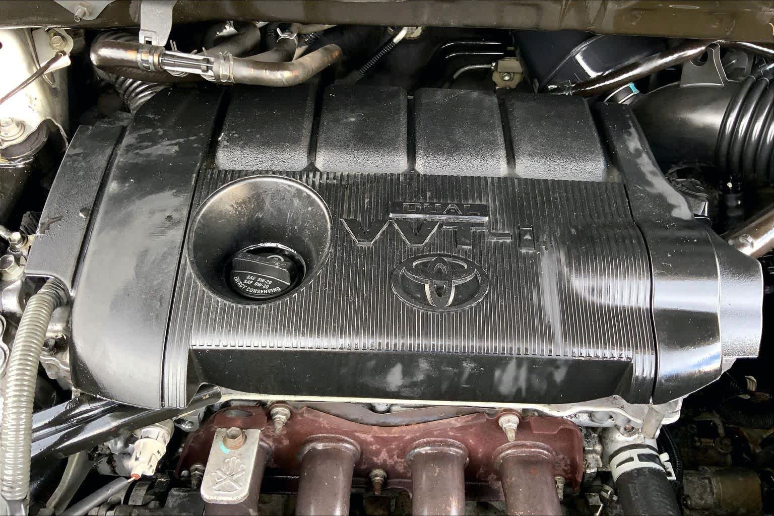 Used 2013 Classic Silver Metallic Toyota Plus image 31