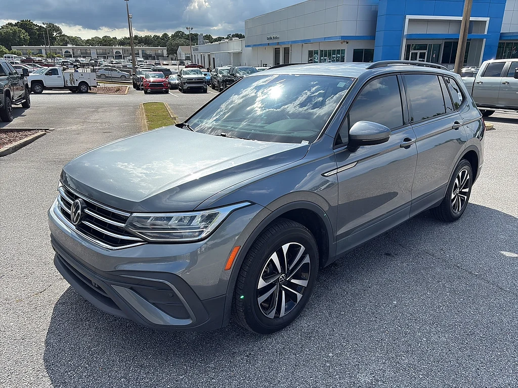 Used 2022 Platinum Gray Metallic Volkswagen 2.0T S FWD image 2