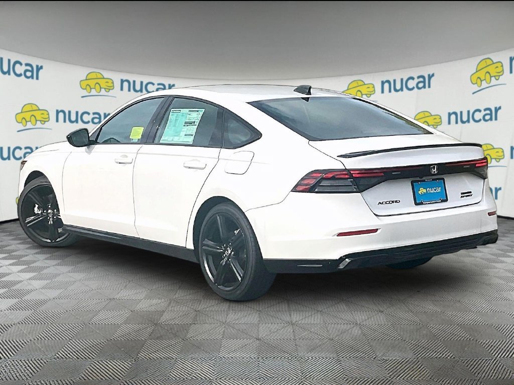 New 2026 Platinum White Pearl Honda Sport-L image 5