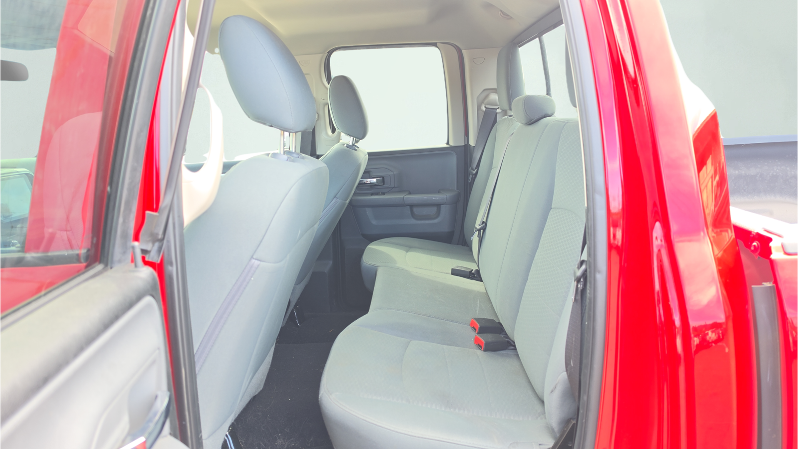 Used 2018 Flame Red Clearcoat Ram SLT image 19
