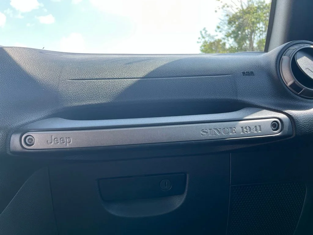 Used 2018 Black Jeep Unlimited Sport image 20