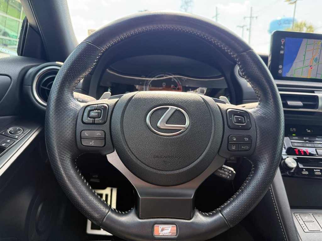 2022 Lexus IS 350 F SPORT - Photo 16
