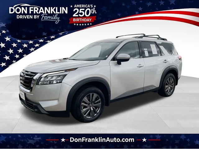 2024 Nissan Pathfinder SV