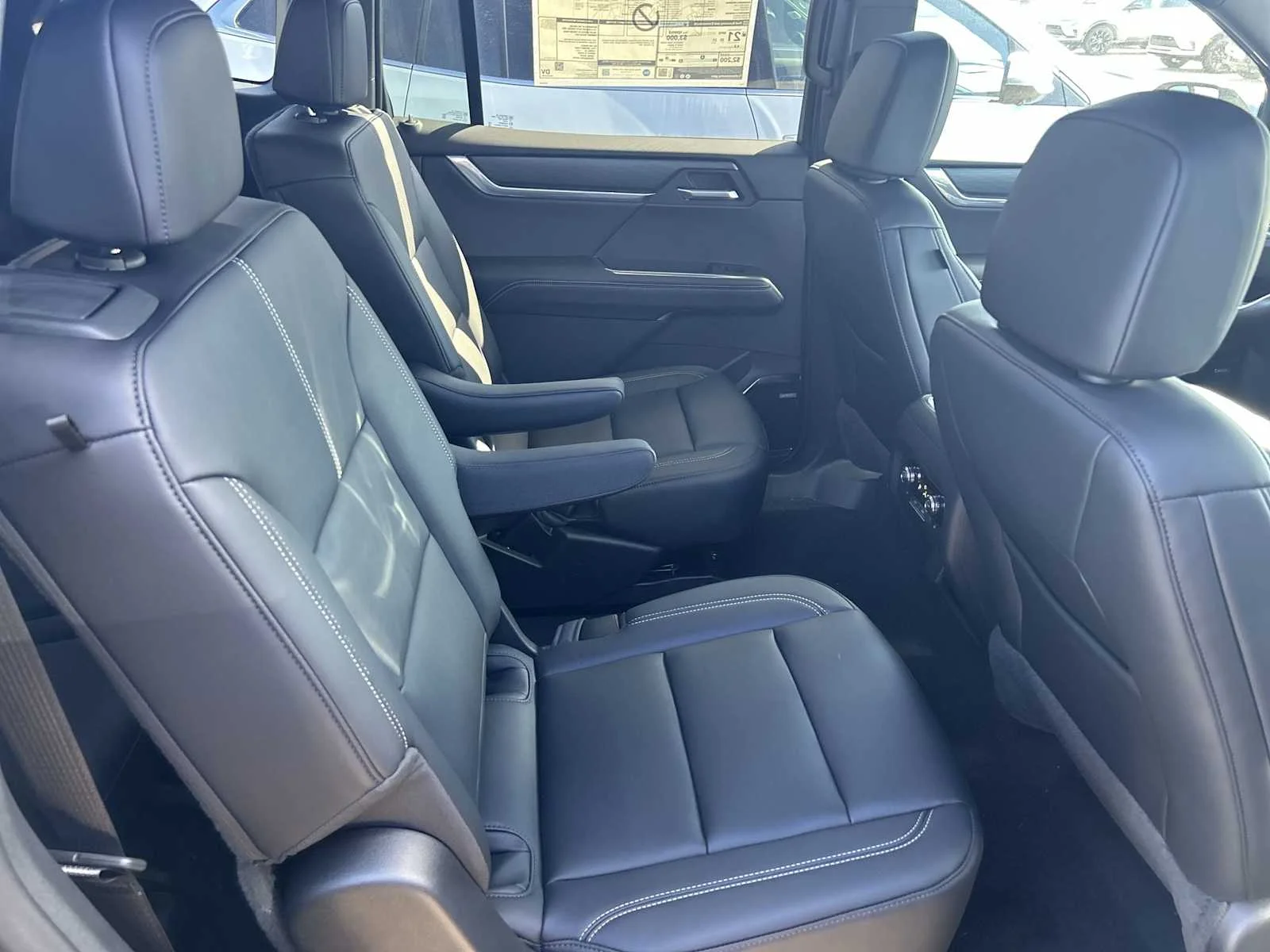 2027 GMC Acadia Elevation - Photo 27