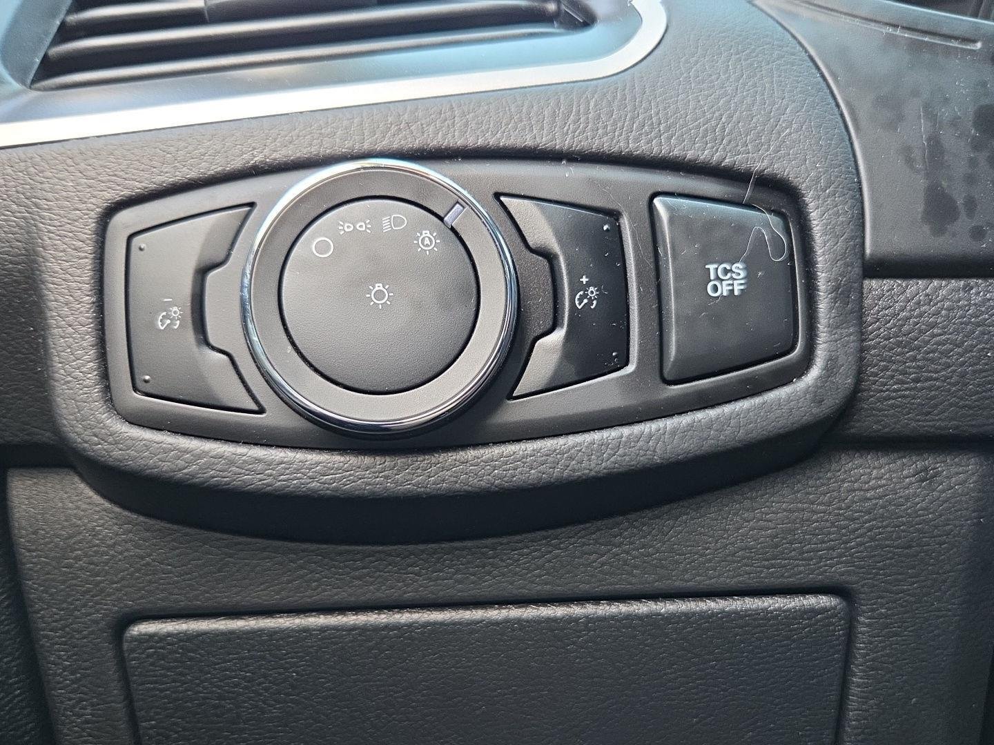 Used 2024 Carbonized Gray Metallic Ford SE image 11