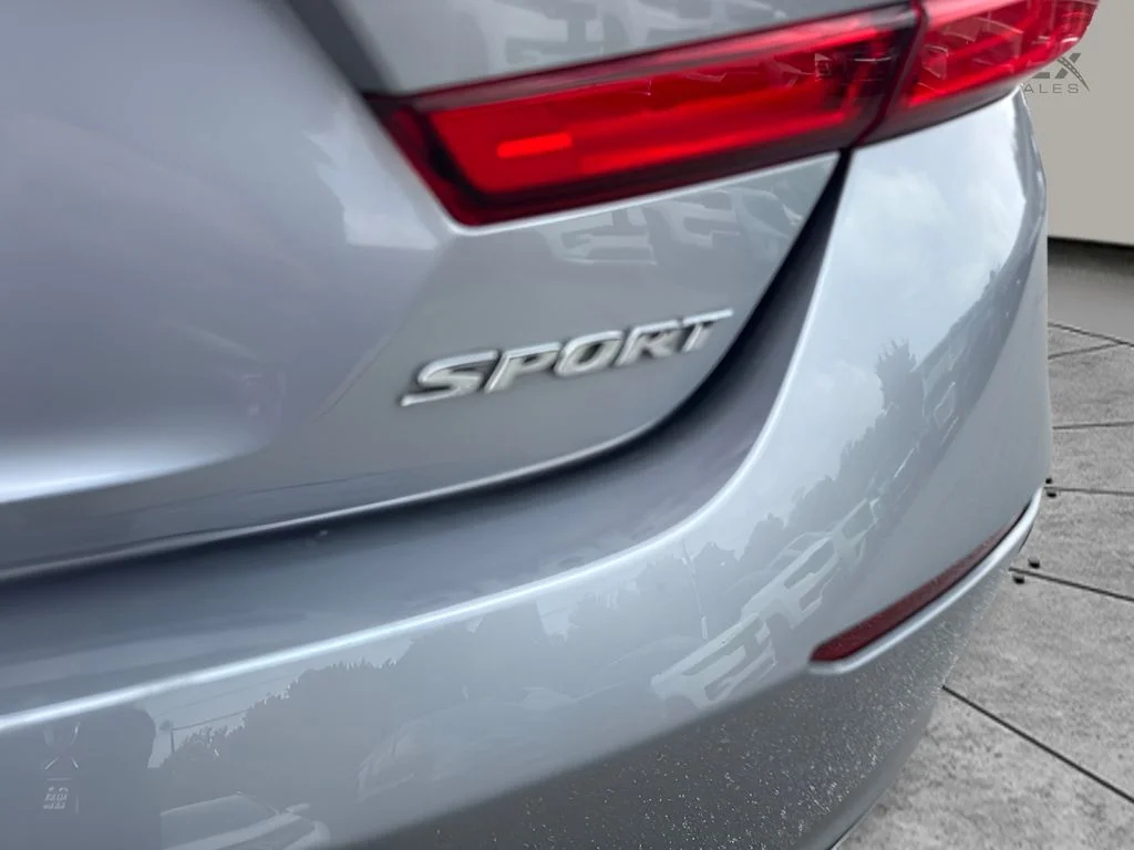 Used 2020  Honda Sport image 20
