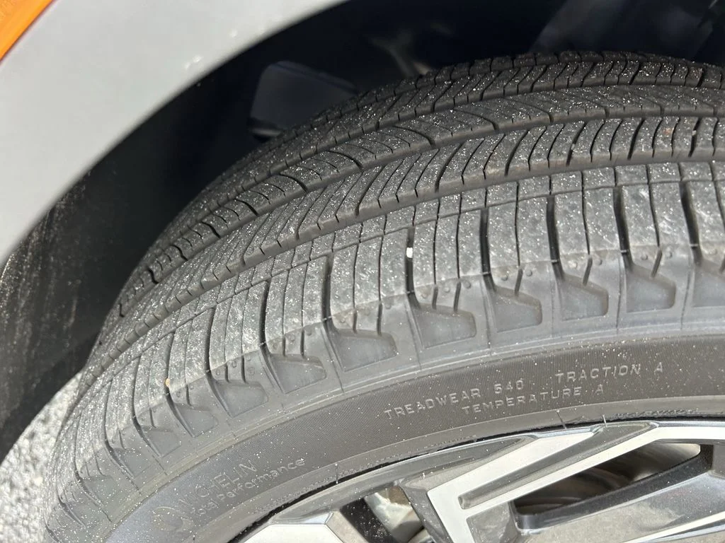 Used 2025 Blue Hyundai Limited image 39