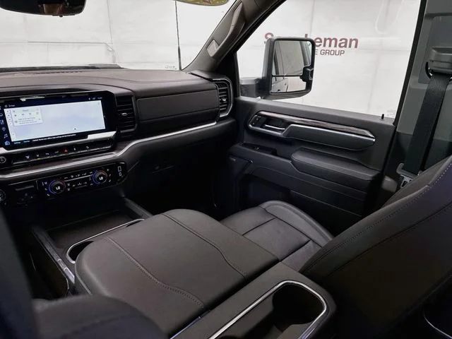 Used 2025 Gray Chevrolet LTZ image 26