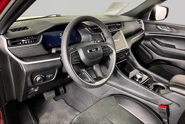Used 2025 Red Jeep Altitude X image 16