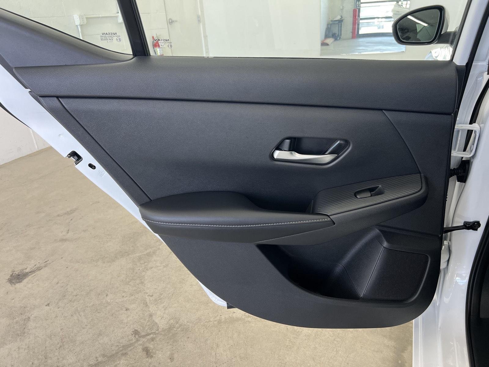 2022 Nissan Sentra SV - Photo 24