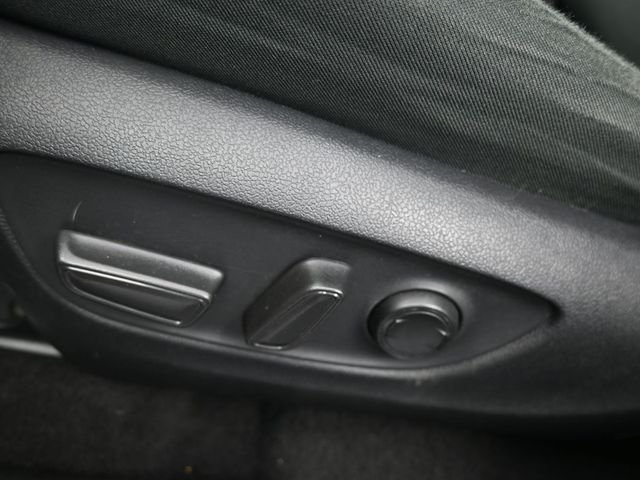 2023 Toyota RAV4 XLE - Photo 18