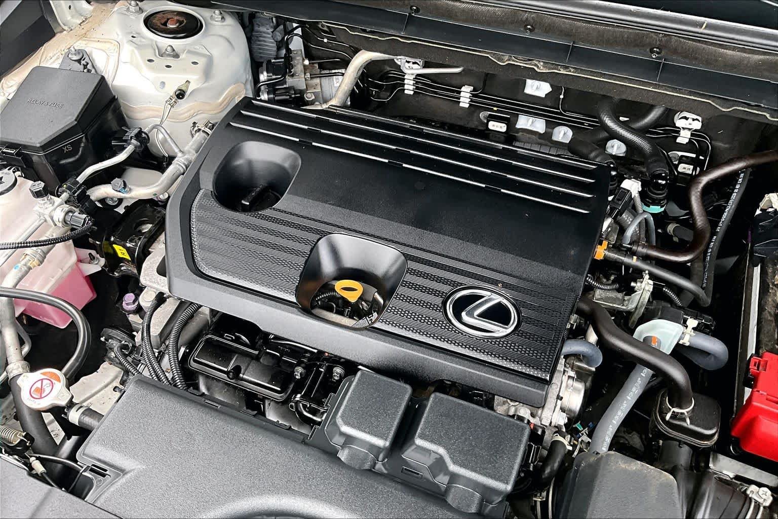 Used 2024 Eminent White Pearl Lexus Premium image 32