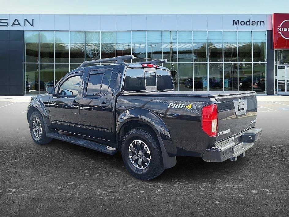 Used 2021 Magnetic Black Pearl Nissan PRO-4X image 6