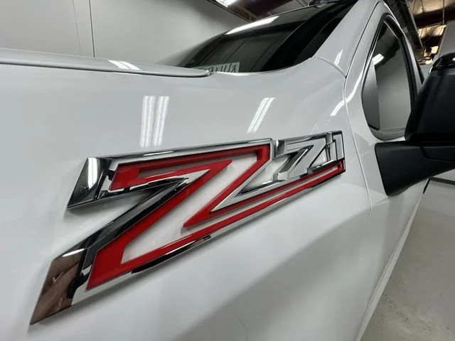 Certified Used 2020 SUMMIT WHITE Chevrolet RST image 31