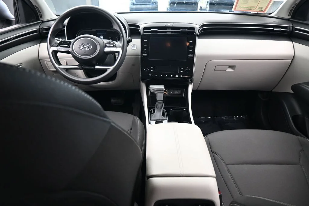 Used 2024 White Pearl Hyundai SEL image 35