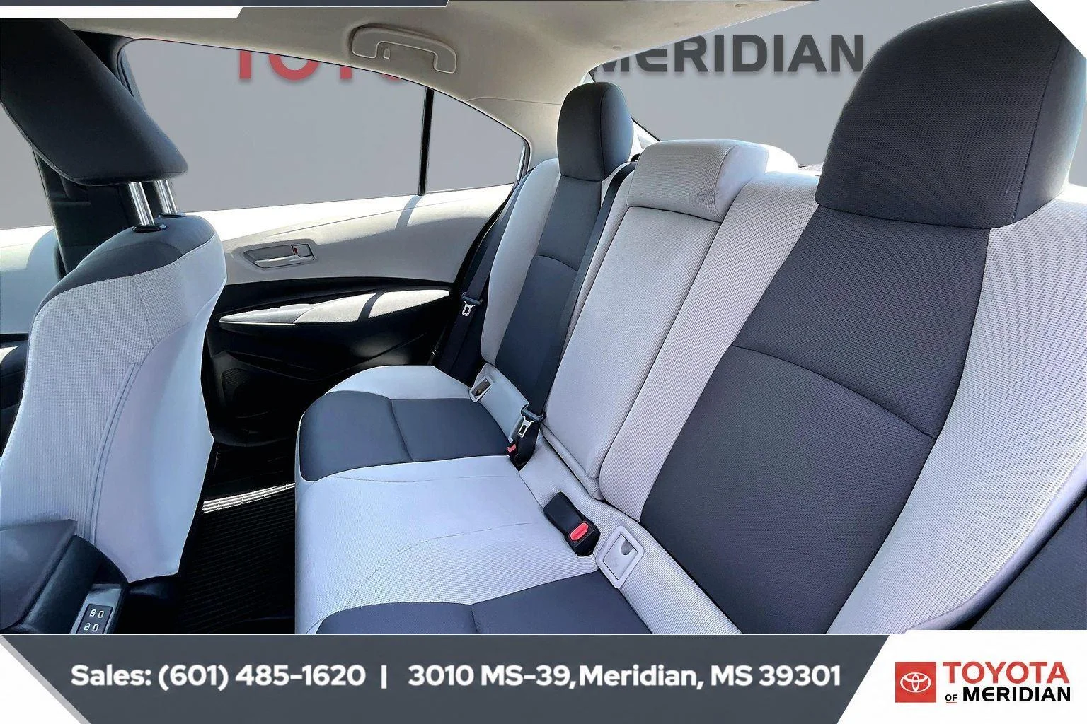 Used 2024 Classic Silver Metallic Toyota LE image 19