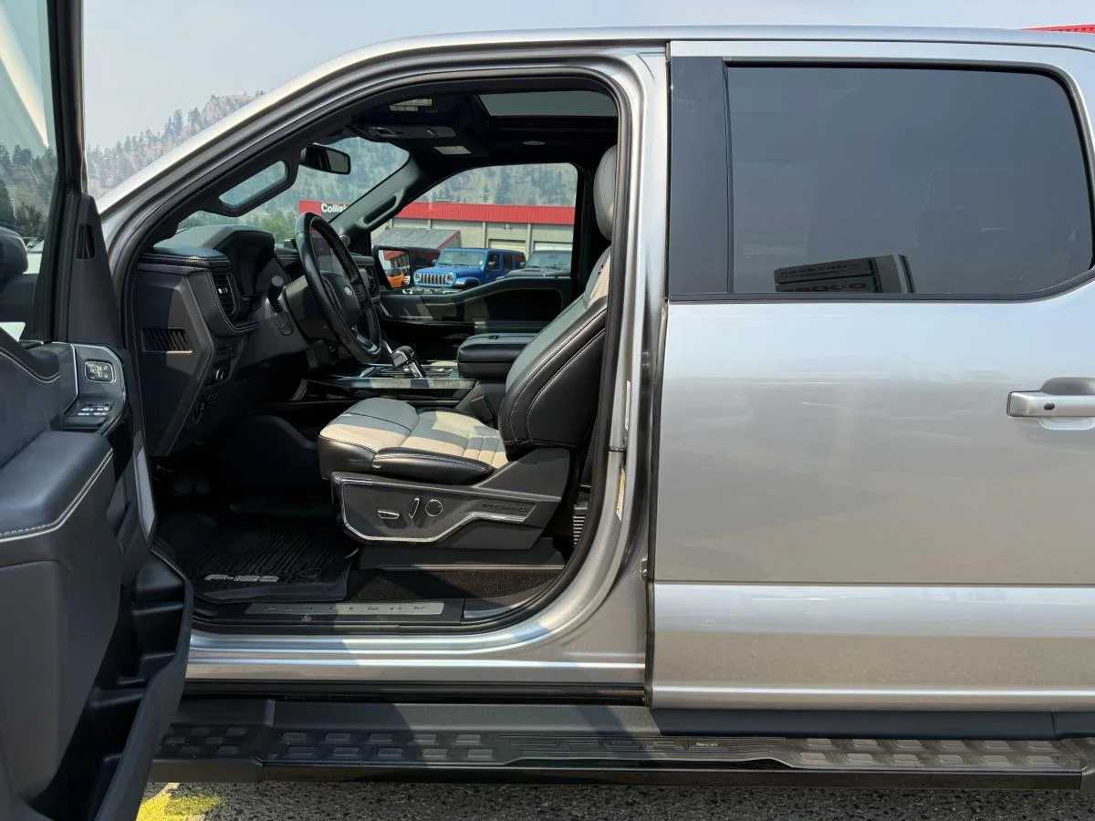 Used 2023 Grey Ford PRO image 13