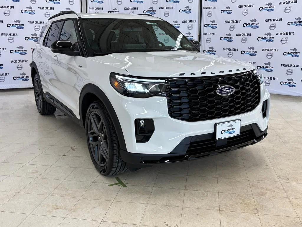 2026 Ford Explorer ST-LINE 4WD's photo