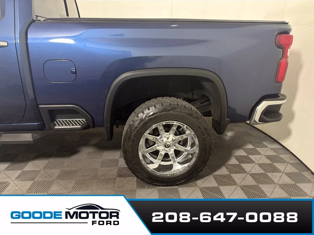 Certified Used 2020 Northsky Blue Metallic Chevrolet LTZ image 5