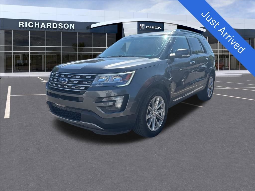 2016 Ford Explorer's photo