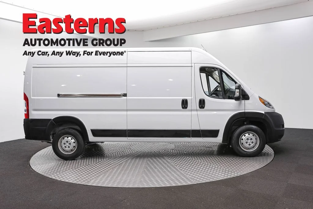 Used 2021 White Ram High Roof image 4