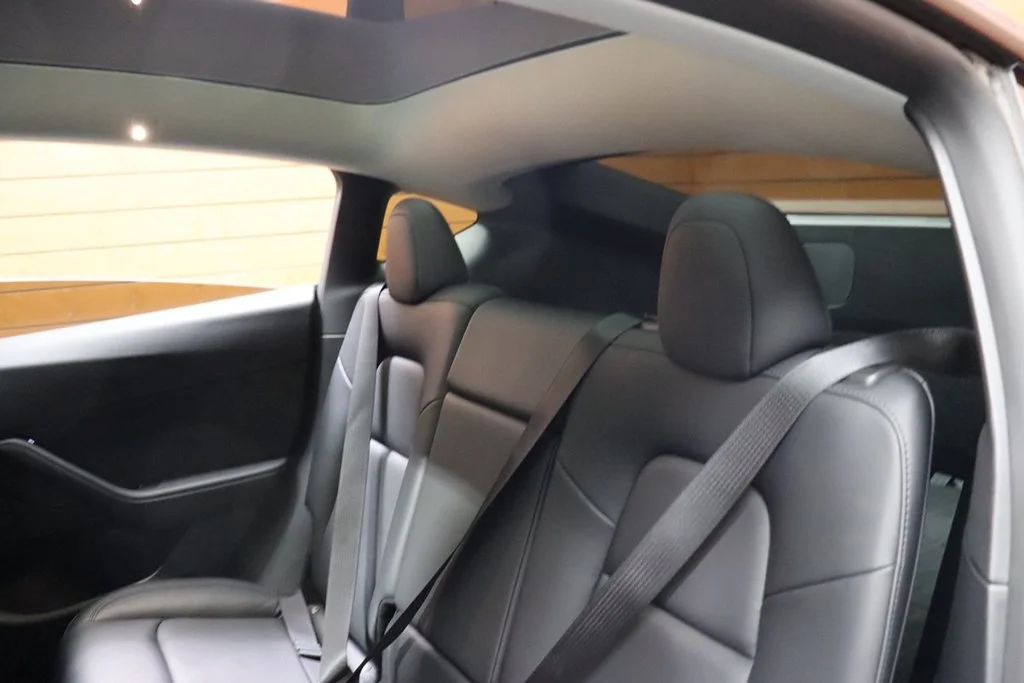 Used 2022 Deep Blue Metallic Tesla Long Range image 32