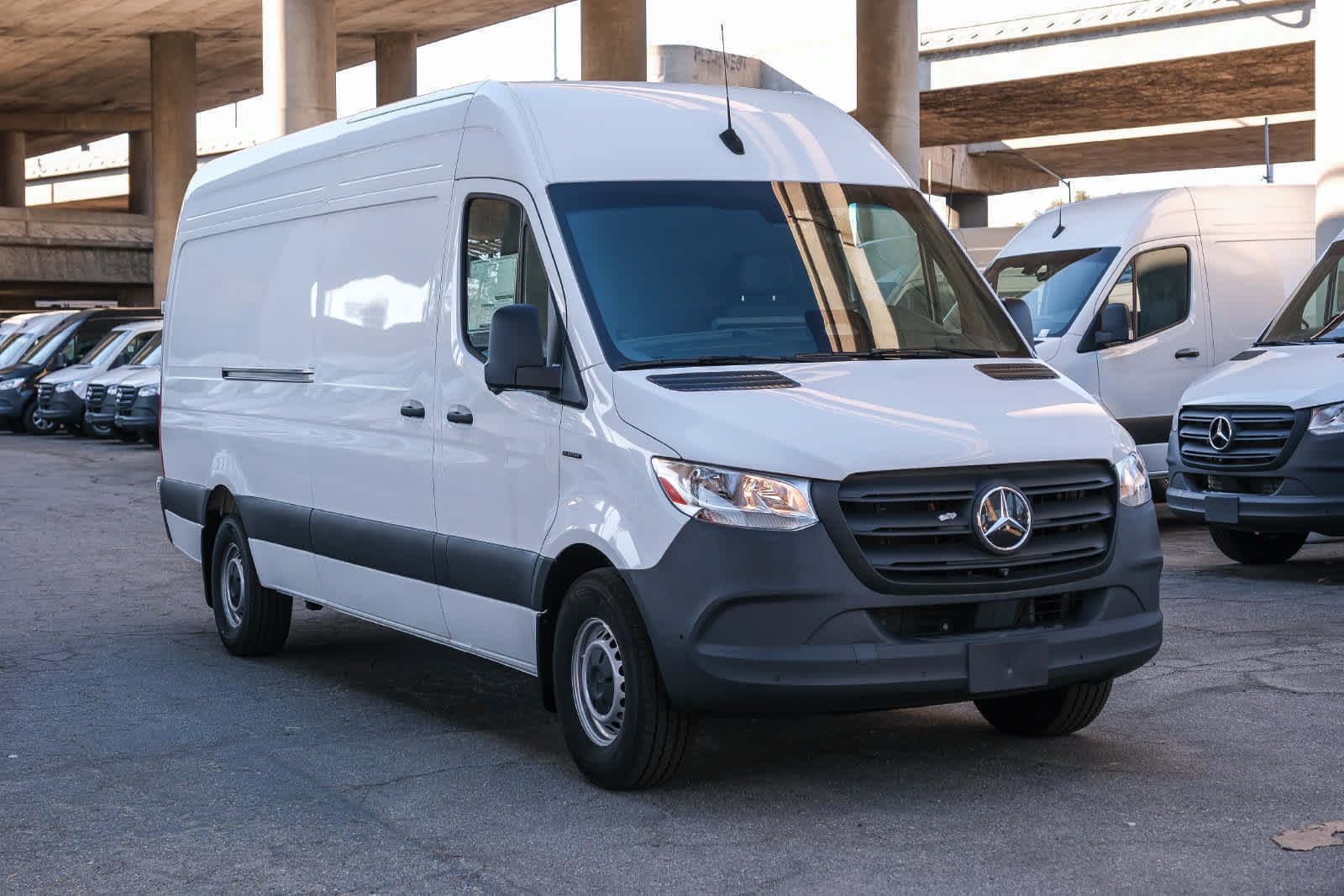 New 2025 Arctic White Mercedes-Benz Cargo 170 WB High Roof RWD Electric Motor image 3