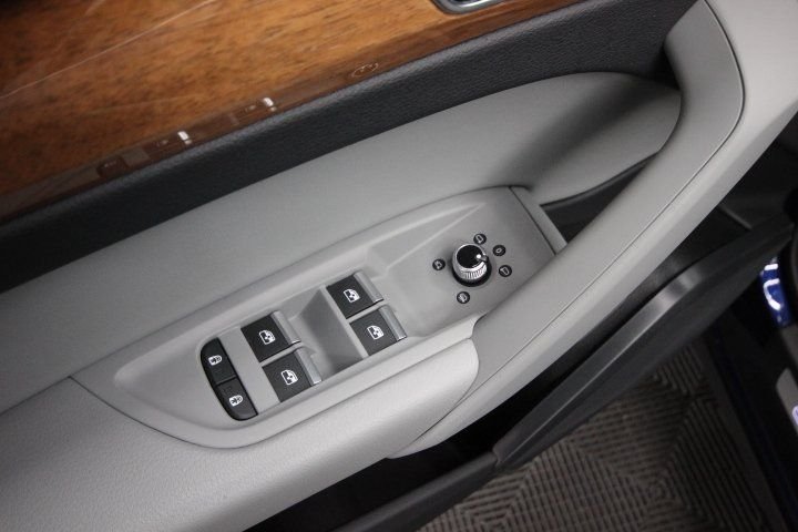 Used 2022 Blue Audi 45 S line Premium image 13