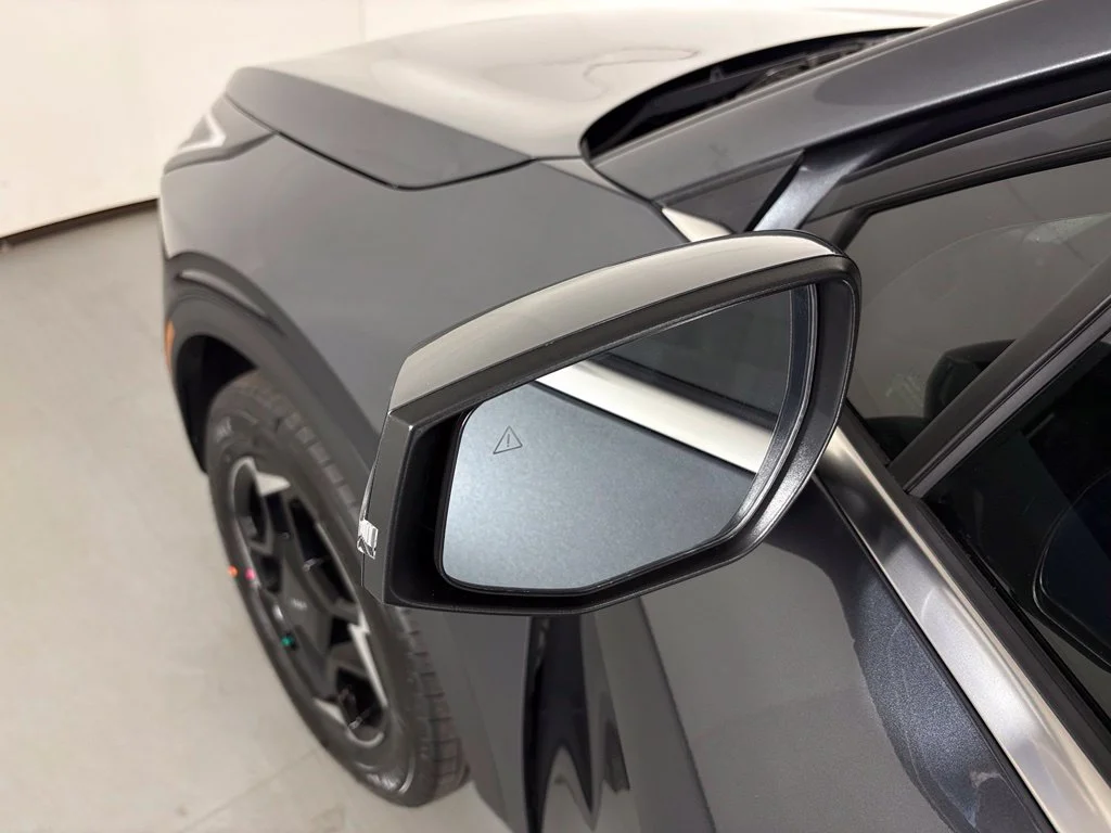 New 2027 Gravity Gray Kia EX image 13