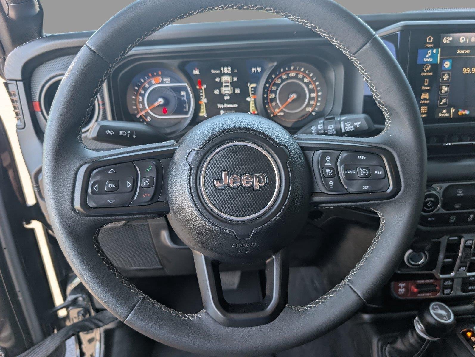2025 Jeep Wrangler 4-Door Rubicon - Photo 27