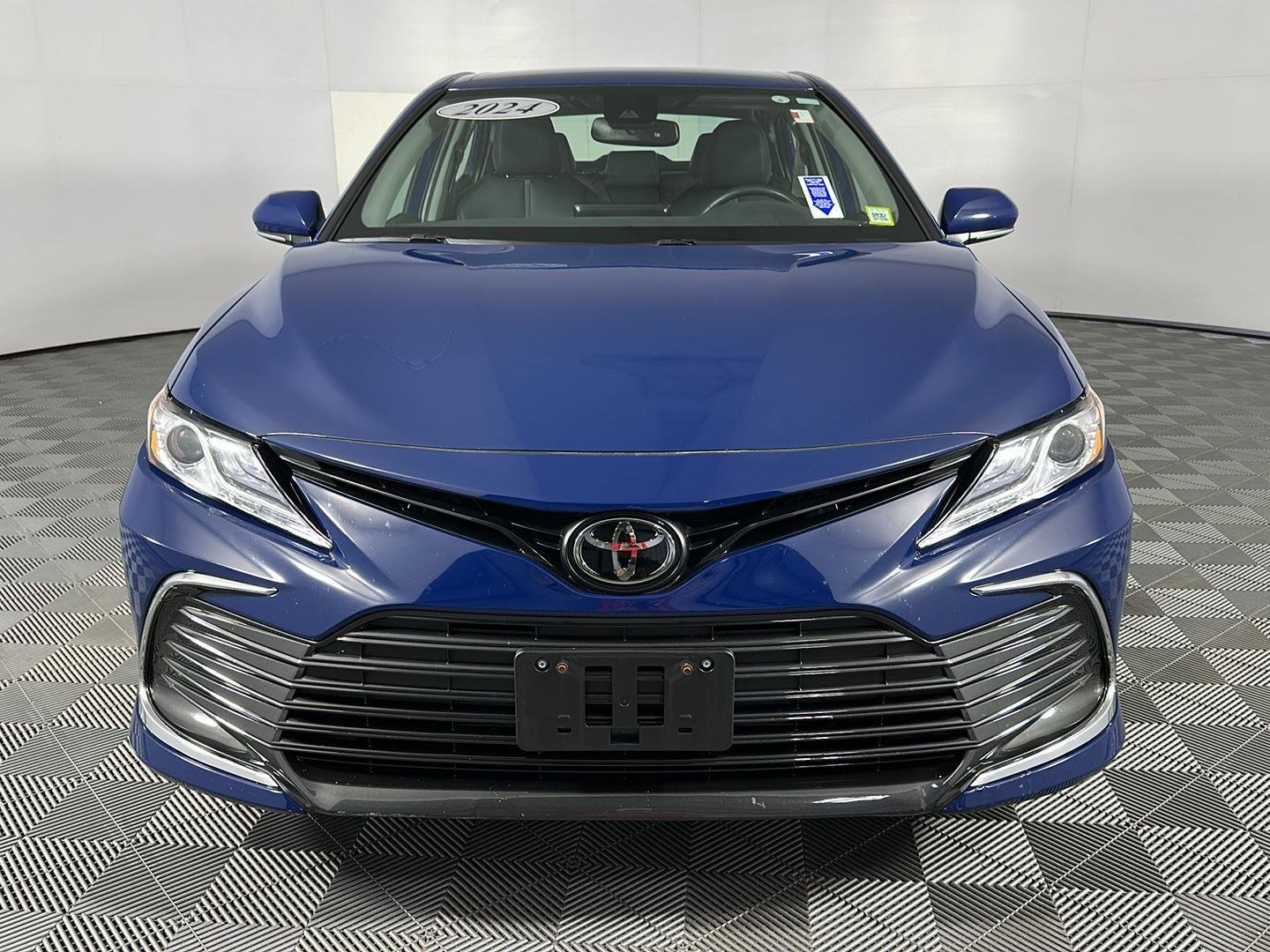 Used 2024 Reservoir Blue Toyota XLE image 4