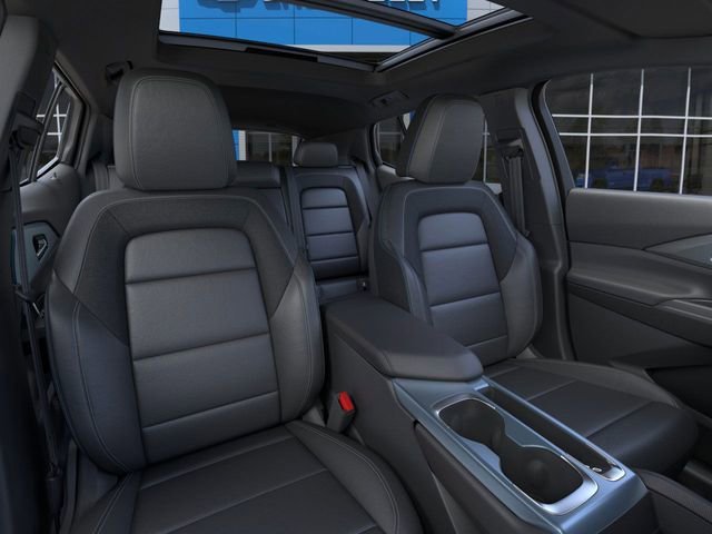 New 2026 Summit White Chevrolet LT image 16