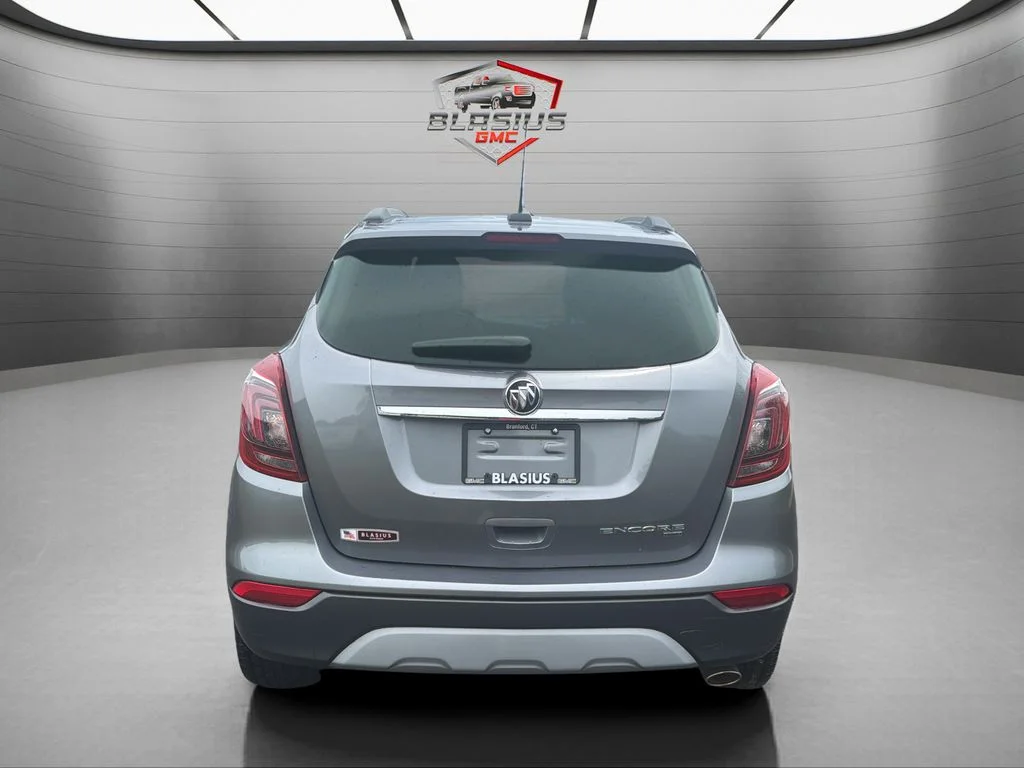 Used 2019 Gray Buick Preferred image 4