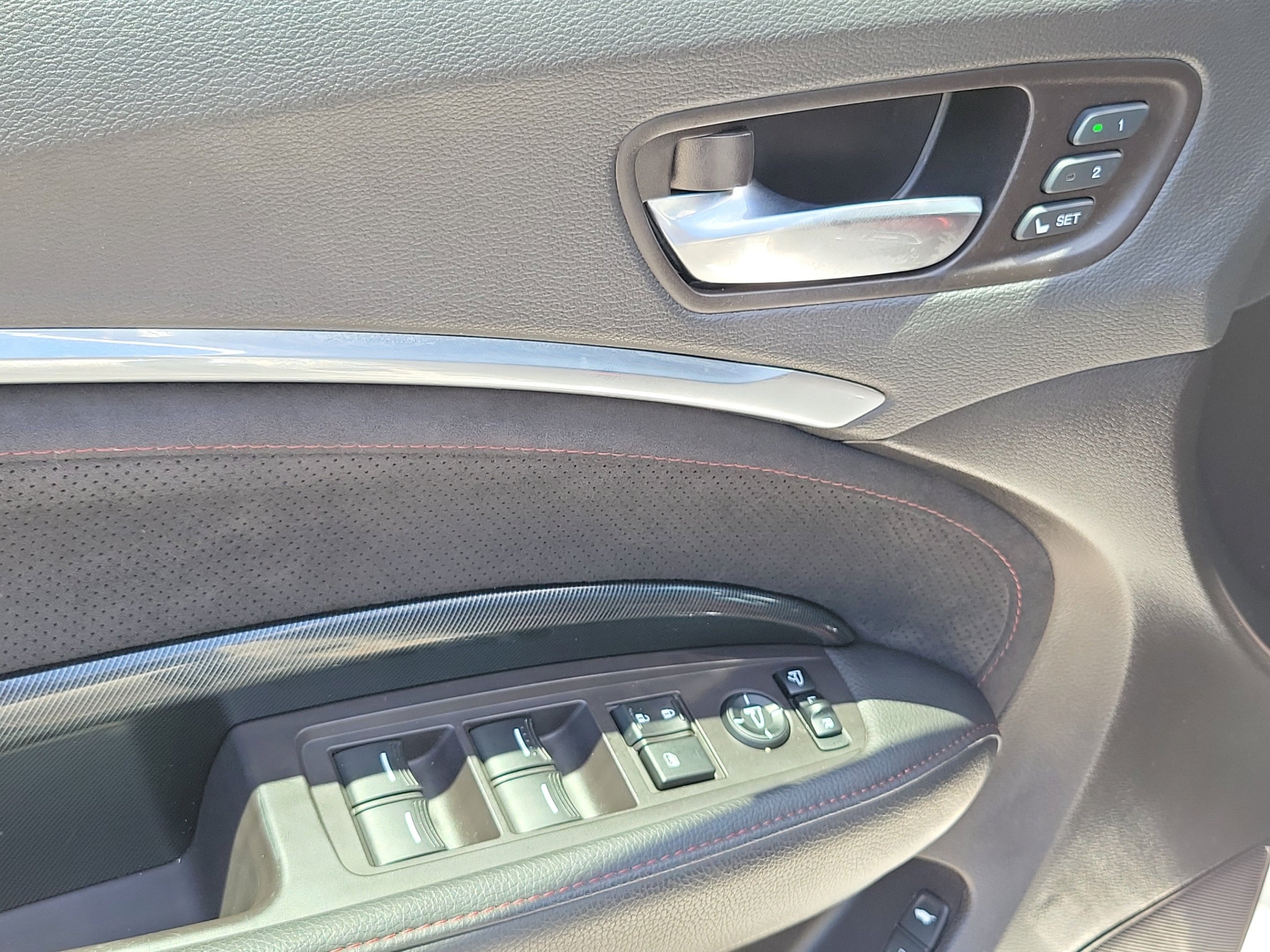 Used 2019 White Diamond Pearl Acura 3.5L Technology Pkg w/A-Spec Pkg SH-AWD image 53