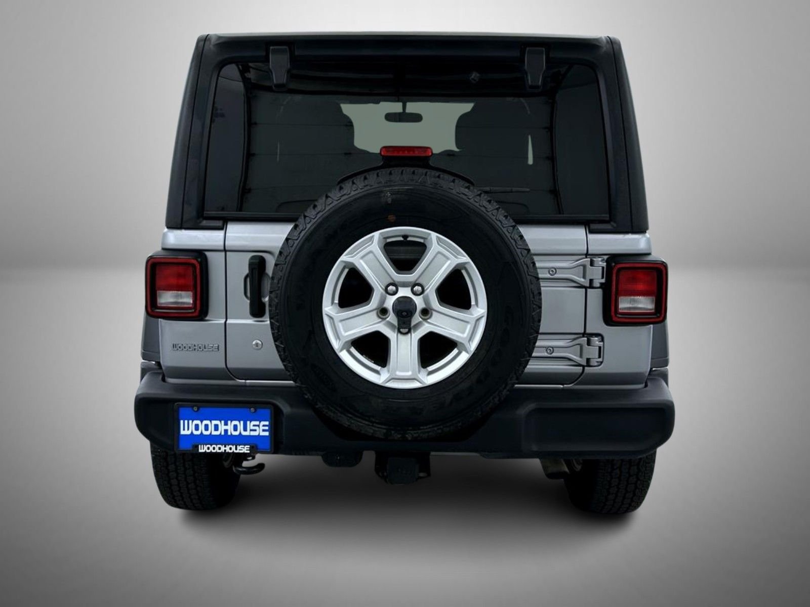 Used 2019 Silver Jeep Unlimited Sport S image 6