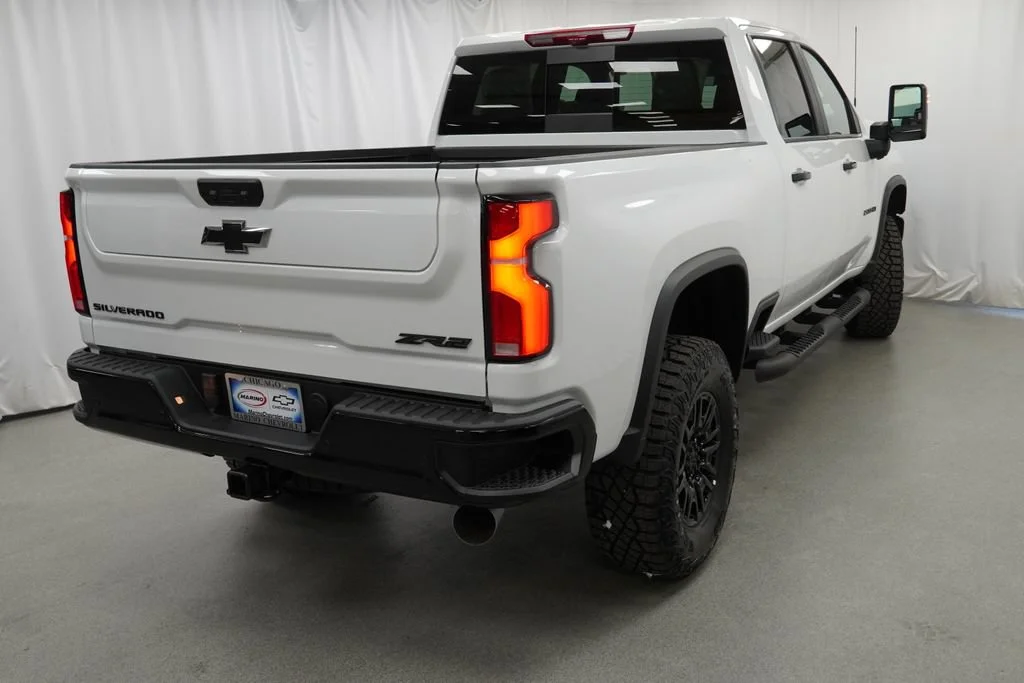 New 2026 Summit White Chevrolet ZR2 image 10